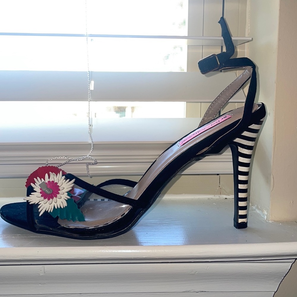 Heels . Betsy’s Johnson